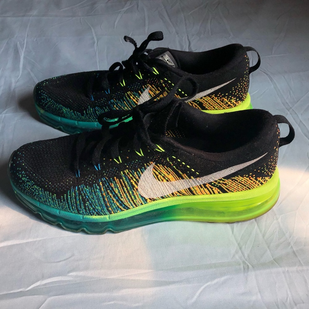Nike Flyknit Max
